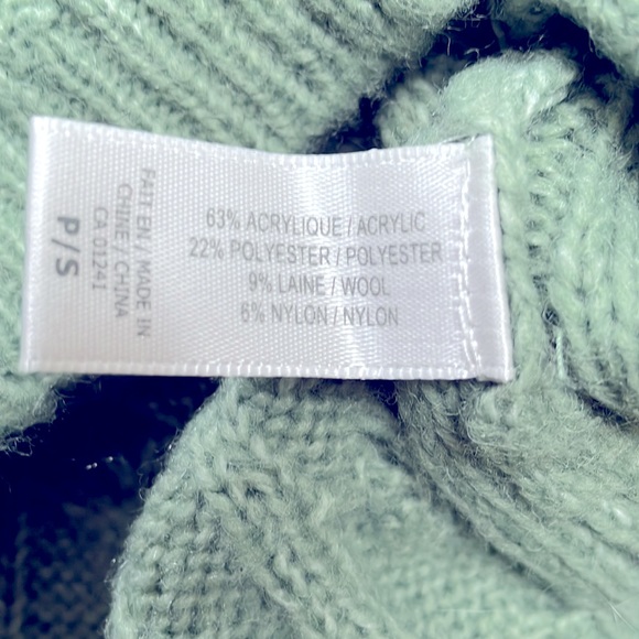 Cableknit turtleneck sweater - Picture 5 of 5